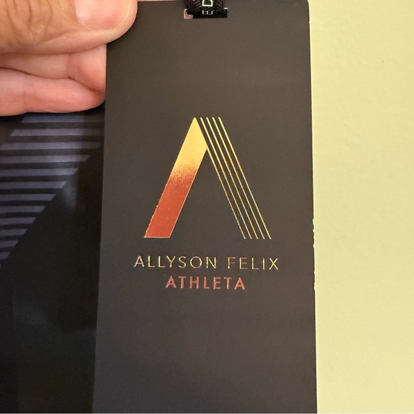 New Athleta Allyson Felix legend shortie Black Athletic Shorts women’s size 1X - Picture 5 of 14